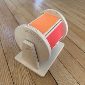 Lovevery Spinning Rainbow from Senser PlayKit 5-6 months old